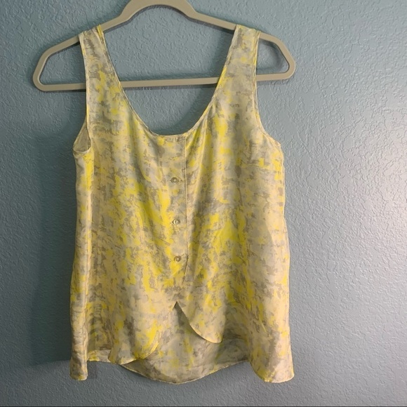 Cabi Whisper Button Back Silk Yellow Gray Tank Top - Picture 6 of 6